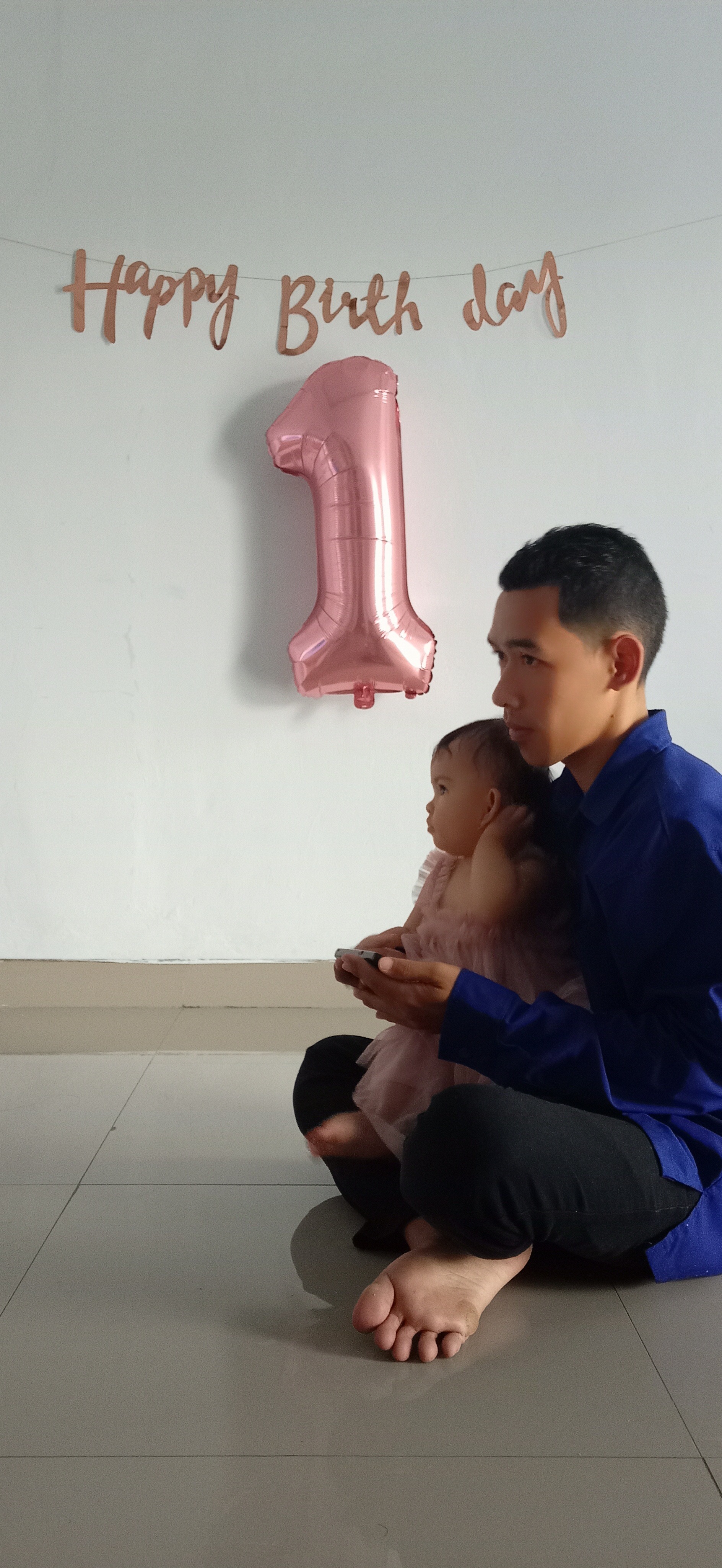 Ulang Tahun Pertama Gladys